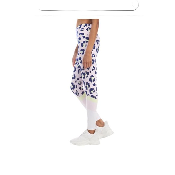 Cabana White Animal Purple print Active Leggins Women's Size Medium - Picture 2 of 10